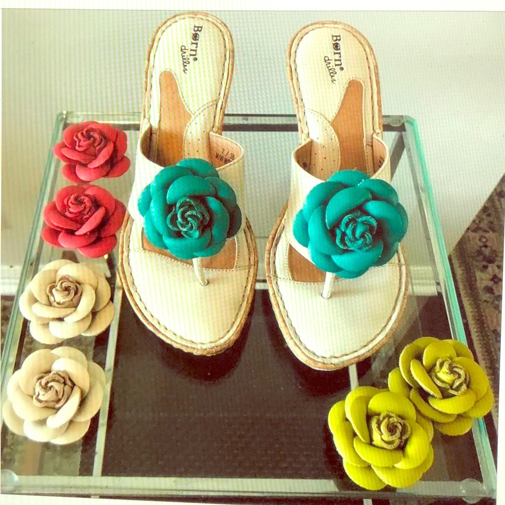 Excellent condition! Born Drilles Wedge Sandals